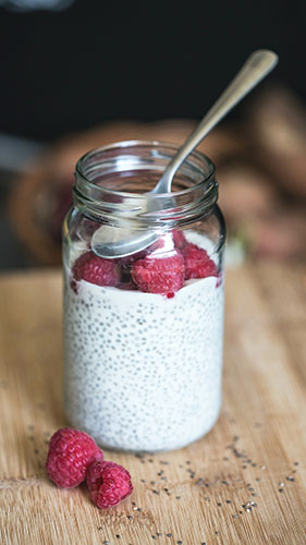 Yoga Together | Inspiring your practice | yogatogether.com | Nutrition | Tips for a nutritious plant based breakfast - 5 ideas | Chia pudding